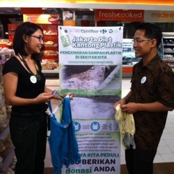 Dukung Jokowi, Carrefour Jalankan Diet Kantong Plastik di 25 Gerai Jakarta