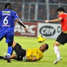 Duel Sengit Dua Macan