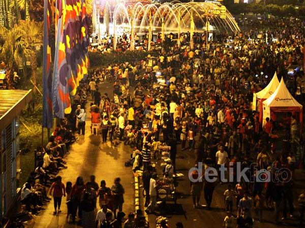 Ribuan Warga Padati Jakarta Nite Festival