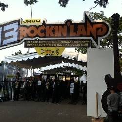 Mari Berpesta di JRL Hari Pertama!