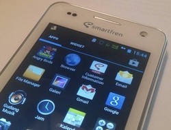 New Andromax I Siap Kerek 200 Ribu Pelanggan Smartfren