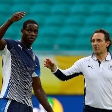 Komentari Ras Balotelli, Prandelli Minta Maaf