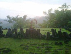 Sempat Terhenti, Eskavasi Gunung Padang Dimulai Kembali