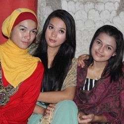 Rilis Singel Kedua, DMojang Gelar Syukuran