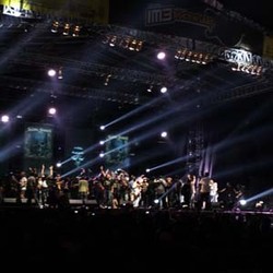 Suicidal Tendencies Ajak Puluhan Penonton JRL 2013 Naik ke Panggung