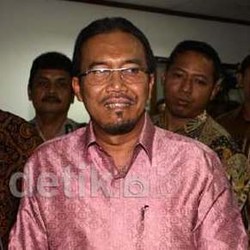 Digosipkan Mundur dari Kabinet, Mentan Suswono Tertawa