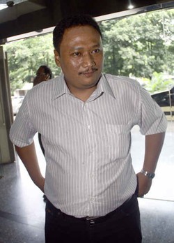 Ayah Bicara Soal Bulan Madu Darin dan Luthfi ke Malaysia