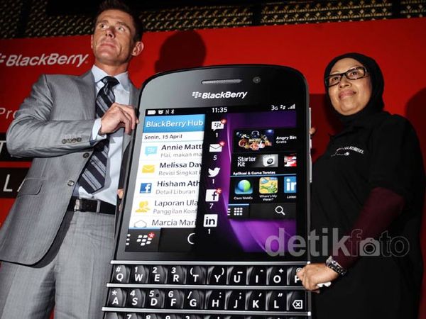 Telkomsel Geber BlackBerry Q10
