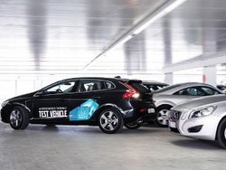 Di Masa Depan Mobil Volvo Bisa Parkir Sendiri