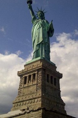 6 Negara dengan Biaya Hotel Termahal di Dunia