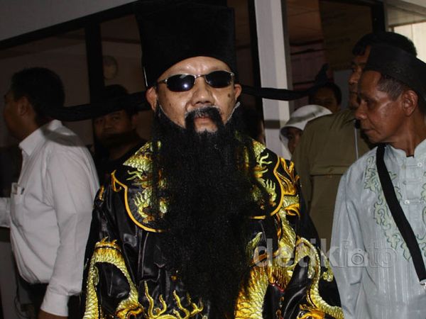 Ada Hakim Bao di Sidang Luthfi Hasan