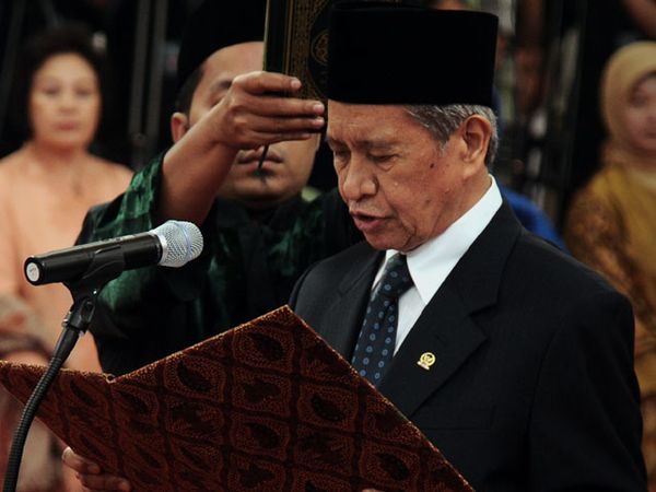 M Alim Dilantik Kembali Menjadi Hakim MK