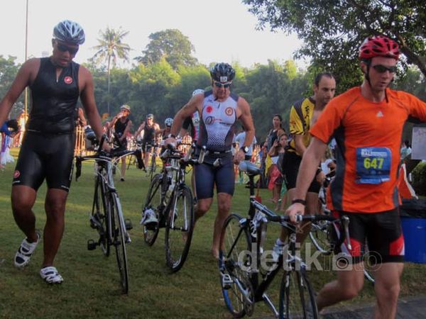 Meriahnya Bali International Triathlon 2013