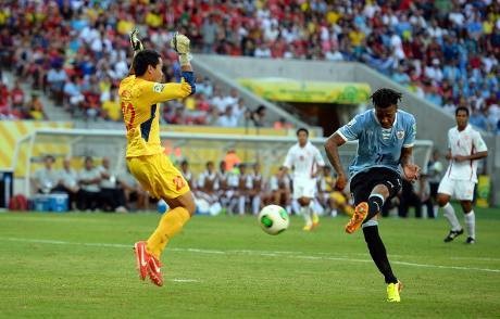 Hernandez Tak Menyangka Bisa Bikin Empat Gol