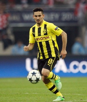 Dortmund Tepis Rumor Guendogan-Madrid
