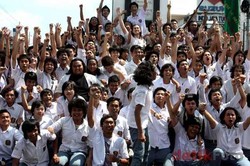 Program PMU, Semua Siswa SMA Negeri Dapat BOS Rp 1 Juta/Tahun