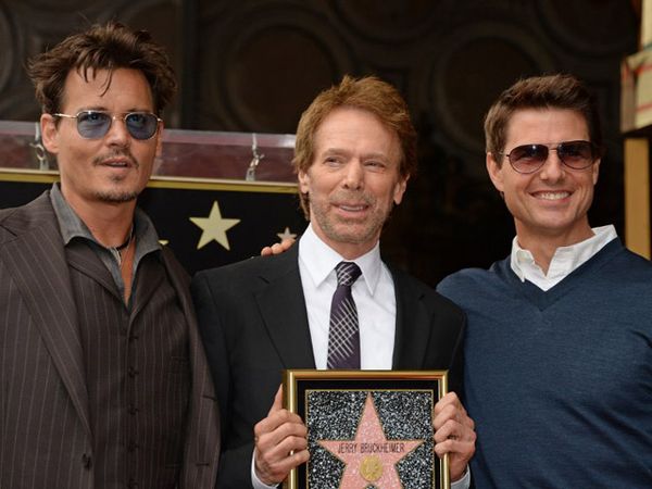 Johnny Depp dan Tom Cruise Kompak Dukung Jerry Bruckheimer Johnny Depp dan Tom Cruise Kompak Dukung Jerry Bruckheimer