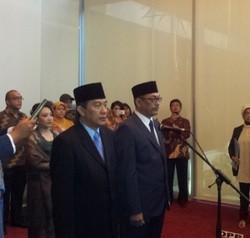 Marzuki Lantik Anggota DPR Pengganti Taufiq Effendi yang Loncat Gerindra