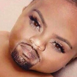 Menebak-nebak Wajah Bayi Kim Kardashian dan Kanye West