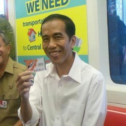 Resmikan Proyek Monorel Rp 8 T, Jokowi: Saya Mau Sekarang Dimulai 