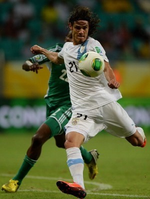 Konsentrasi Cavani Tidak Terganggu Rumor Transfer