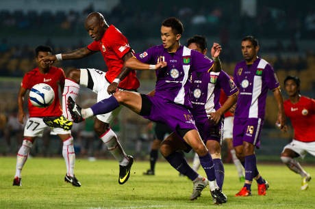 Persija Gulung Persita 5-0