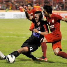 PSM Tekuk Persijap, Semen Padang Pesta Gol