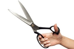 Soal Fenomena Anak Disunat Jin, Ini Penjelasan Dokter