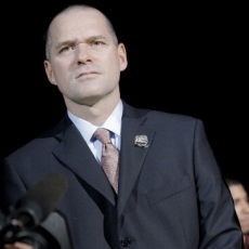 Anak-Bapak Latih Sacramento Kings