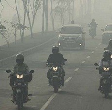 Kabut Asap, Mandala dan Air Asia Tunda Penerbangan ke Pekanbaru