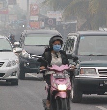 Kabut Asap Masih Selimuti Pekanbaru Pagi Ini