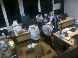 Ini Penampakan Aksi Penggeledahan KPK di UI