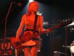 Kim Gordon Akan Rilis Album Bersama Head/Body