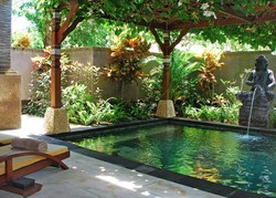 Selama KTT APEC, Turis Diminta Menginap Selain di Nusa Dua