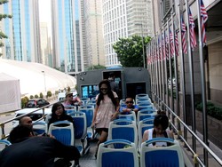 Naik Bus Hop On Hop Off KL, Paling Asyik Duduk di Atas!