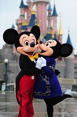 Taman Hiburan Terbaik di 5 Benua