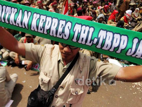 Honorer Kementan Demo Minta Jadi PNS