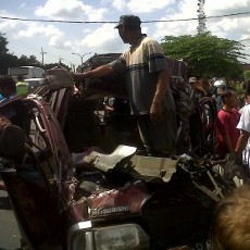 Kecelakaan di Lamongan Tewaskan 3 Orang