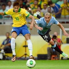 Tundukkan Uruguay, Brasil ke Final