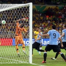 Tabarez: Kegagalan Penalti Forlan Lecut Brasil