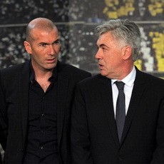 Zidane Jadi Asisten Ancelotti di Madrid