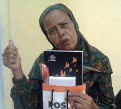 Wow! Kantor Pos Pasar Minggu Bagikan Hadiah untuk Pengantre Balsem