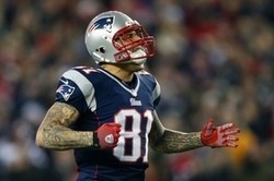 Terlibat Pembunuhan, Atlet American Football Aaron Hernandez Ditangkap