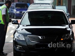 Hati-hati Parkir Mobil di Bandara