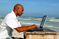 Kena Masalah Saat Traveling, Tweet saja!