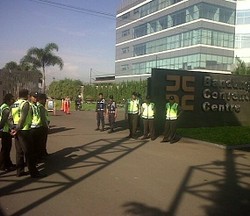 Aparat Gabungan Jaga Ketat Lokasi Rekapitulasi Pilwalkot Bandung