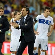 Prandelli Tersentuh Melihat Perjuangan Italia