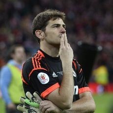 Baru Lalui Musim Terburuk, Casillas Tetap Setia Madrid