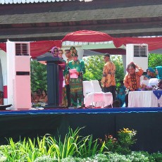 Dari Kendari, Pemerintah Gaungkan Pentingnya Keluarga dalam Pembangunan