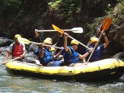 Rafting di Probolinggo, Bisa Sampai 7 Jam!